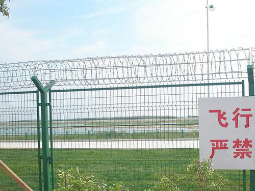 民用機場圍網